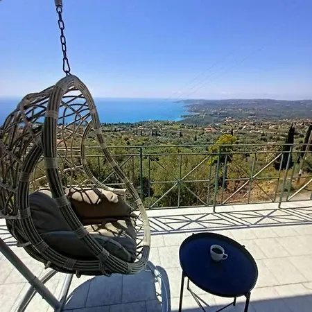 Newly Renovated Endless View Dimitra's House Hébergement de vacances Vlachata