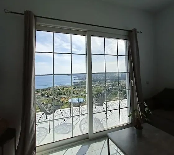 Newly Renovated Endless View Dimitra's House