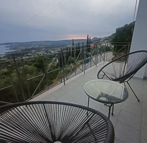 Newly Renovated Endless View Dimitra's House Hébergement de vacances Vlachata