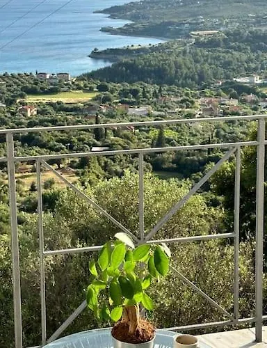 Hébergement de vacances Newly Renovated Endless View Dimitra's House Vlachata