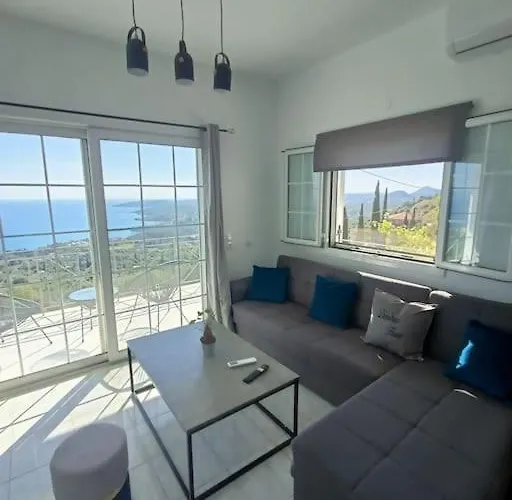 Newly Renovated Endless View Dimitra's House 度假居 Vlachata
